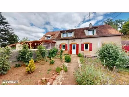 maison 8 pièces 186 m²