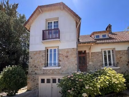 exclusivité – maison de caractère 137 m² – 4 chambres – quartier recherché