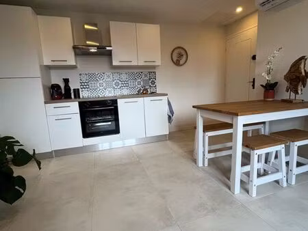? appartement rénové – jusqu’à 2 000 /mois en location courte durée