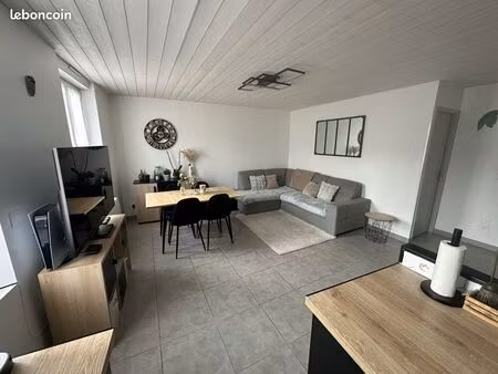appartement t3 - 62m2 - le val