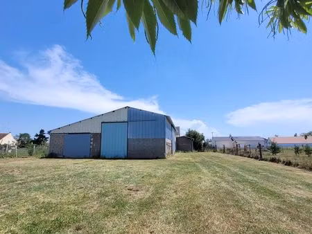 local 2171 m² saint-pourçain-sur-sioule