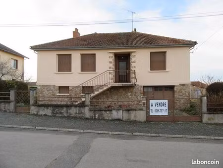 maison à vendre à montmarault