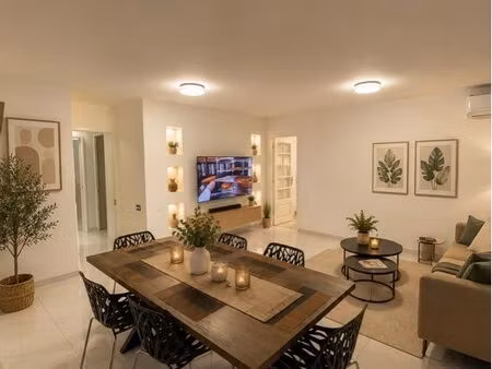appartement t5 derrière étage