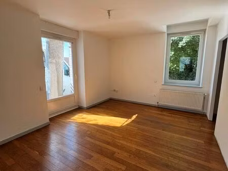loue appartement rénové résidence calme et verdoyante