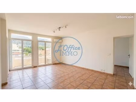 appartement 3 pièces 56 m²