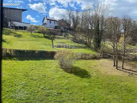 appartement 4 pièces 77 m²