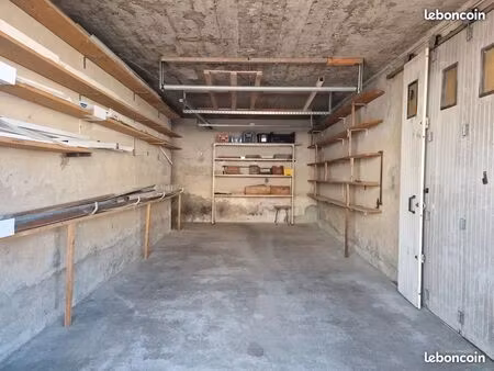 garage grand volume 26m² proche centre-ville