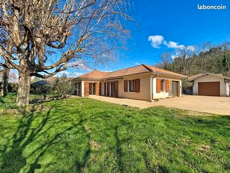 maison familiale de 118 m² – 4 chambres – garage – terrain clôturé