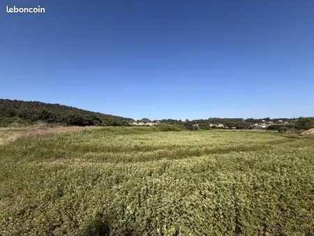 terrain 905 m² gardanne