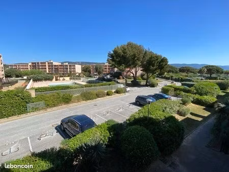 appartement de vacances - résidence les rives de la favière - bormes les mimosa