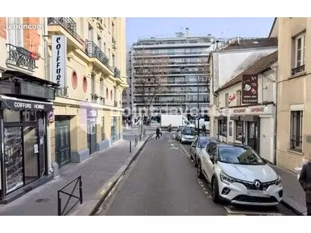 commerce 42 m²