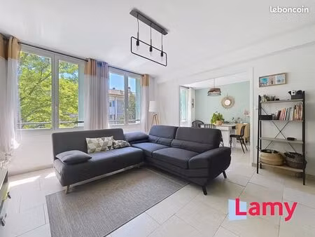 appartement 4 pièces 74 m²