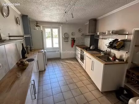 appartement 4 pièces 119 m²