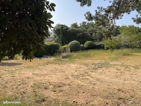 terrain 1 100 m² gareoult