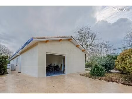 bâtiment artisanal 90 m2