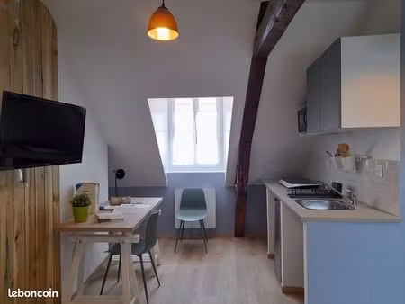 studio étudiant meublé