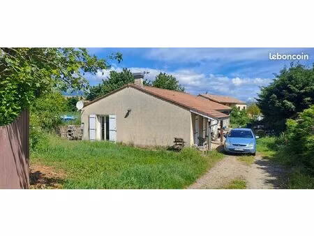 maison a charnas