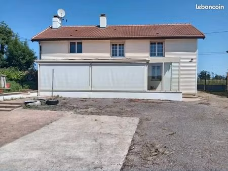 propriété 4 pièces 98 m²