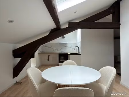 appartement entièrement rénové au cœur d’aubenas