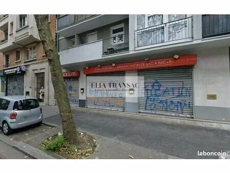 local commercial 945 m²