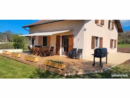 maison 5 pièces 136 m²