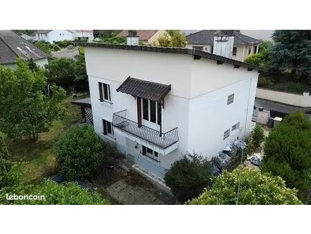 maison t4 typique vichy