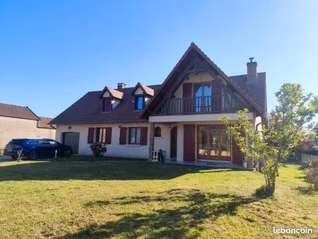 maison 164m² molinet 5 chambres 2 sdb
