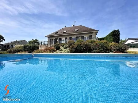 maison 6 pièces 155 m²