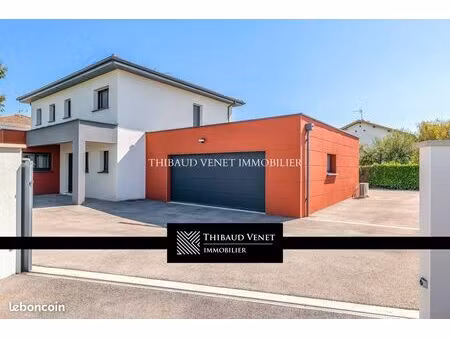 maison 5 pièces 151 m²