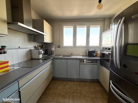 appartement 5 pièces 94 m²