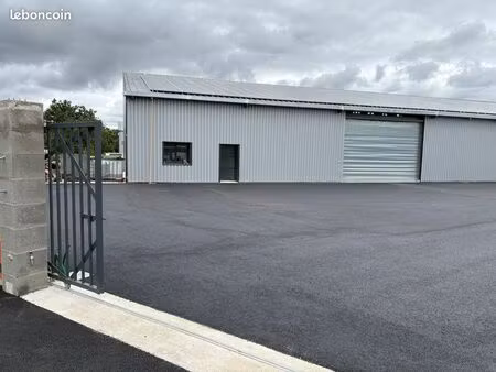 local d’activité de 450m2 avec bureaux