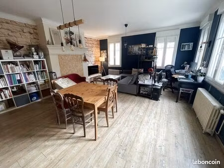 maison 6 pièces 153 m²