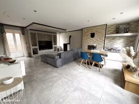 maison 5 pièces 142 m²