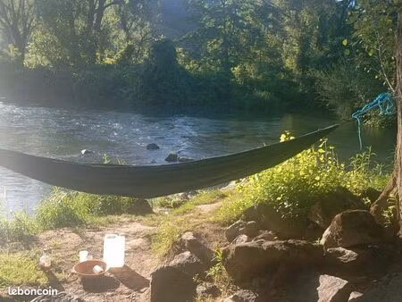terrain rivière