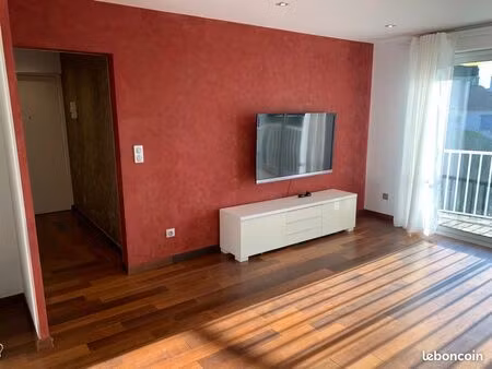appartement entièrement rénové  selon un projet d'architecte de saint tropez