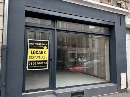 je cherche un bureaux/ office a vendre