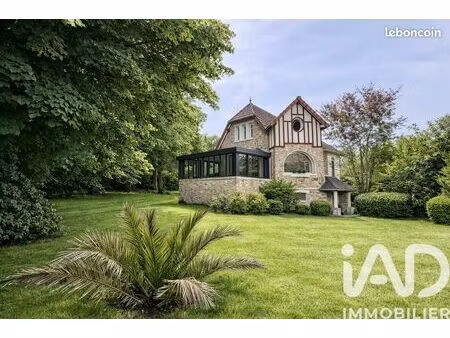 propriété 8 pièces 150 m²