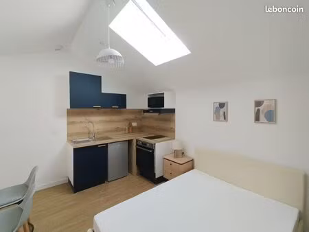 studio meublé rénové à neuf