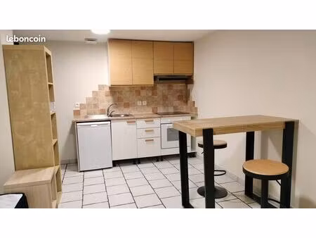 studio meublé 25m2 - centre ville  500m gare