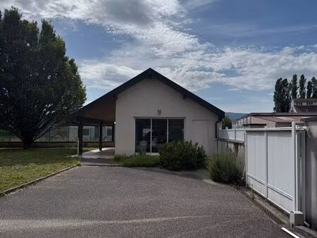maison meublée indépendante 55 m² – terrasse – 2 parkings – culoz-béon ?