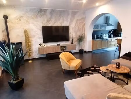 vente maison mitoyenne d'un côté