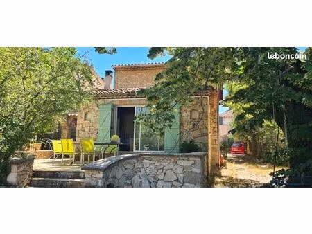 maison de village avec terrain de 1750m2