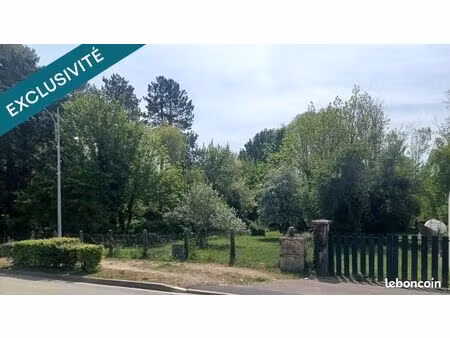 terrain 1405 m² nailly