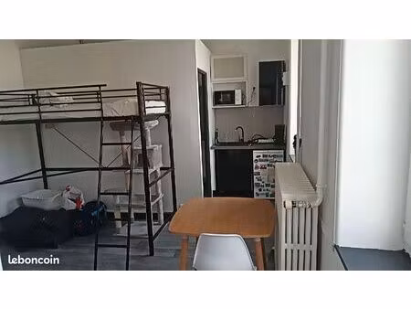 studio équipé 21m²  lumineux  centre ville