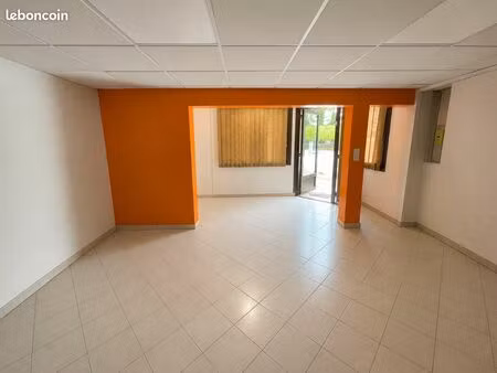 local commercial / bureau