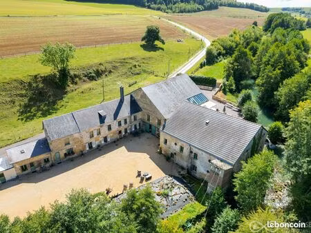 moulin 16 pièces 999 m²