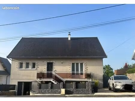 maison 5 pièces 126 m2