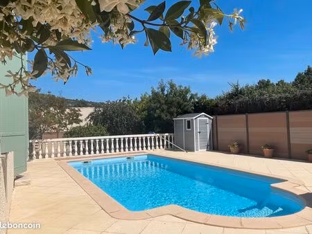 maison 7 pièces avec piscine  au pied des alpilles