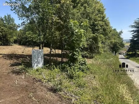 terrain 550 m² videlles