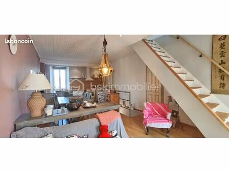maison 2 pièces 100 m²